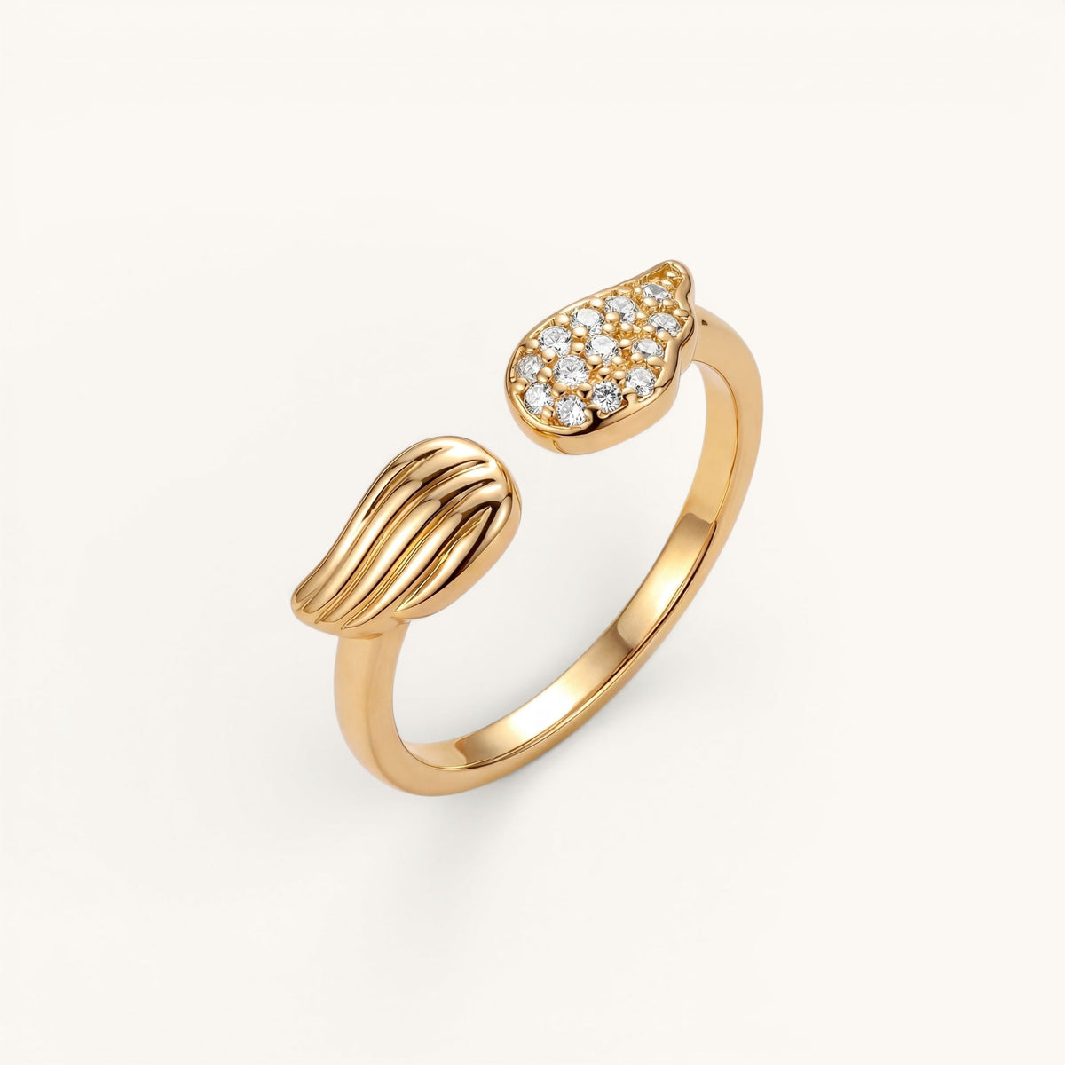 Angel Toe Ring – Gold – Image 1